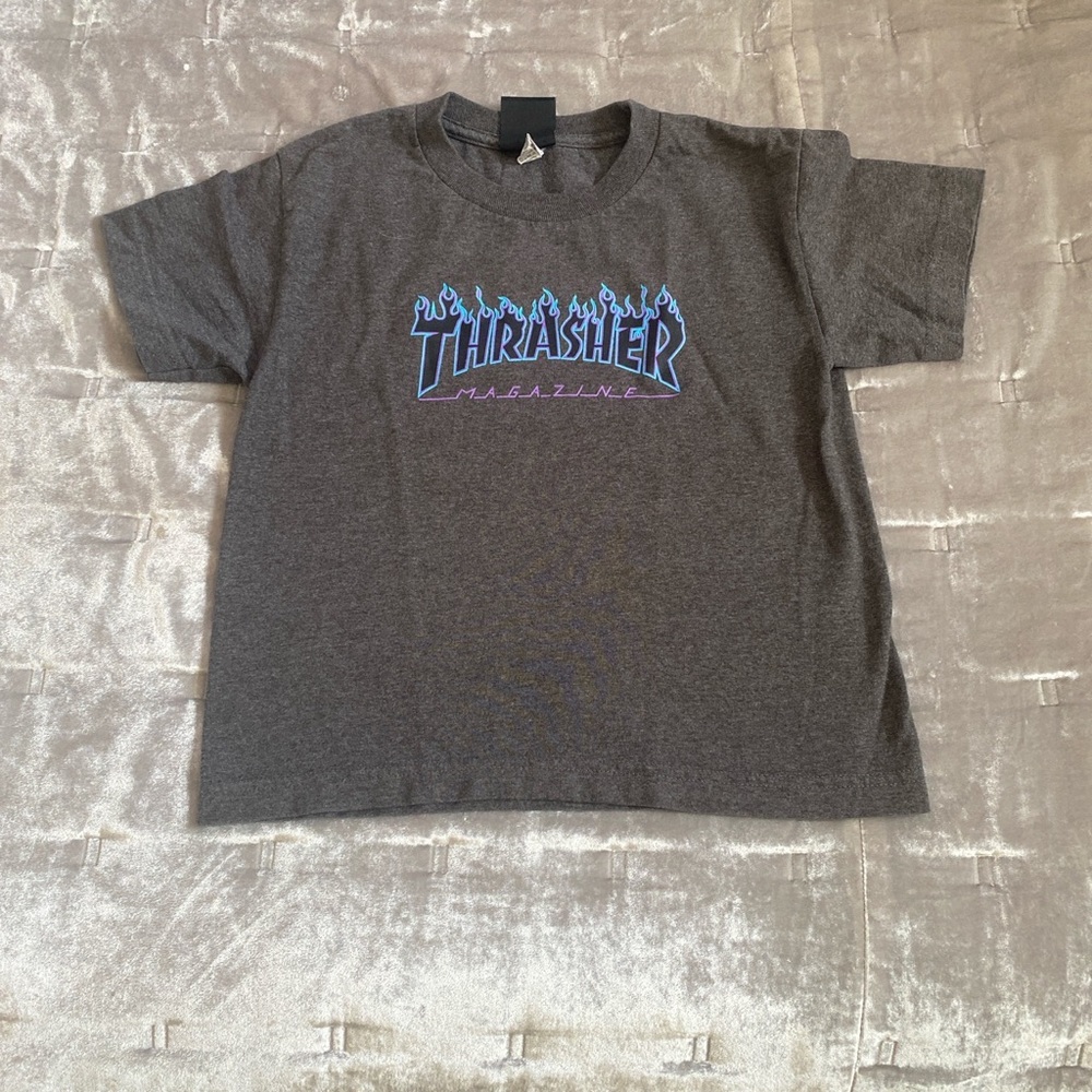 Youth XS Thrasher T-shirt